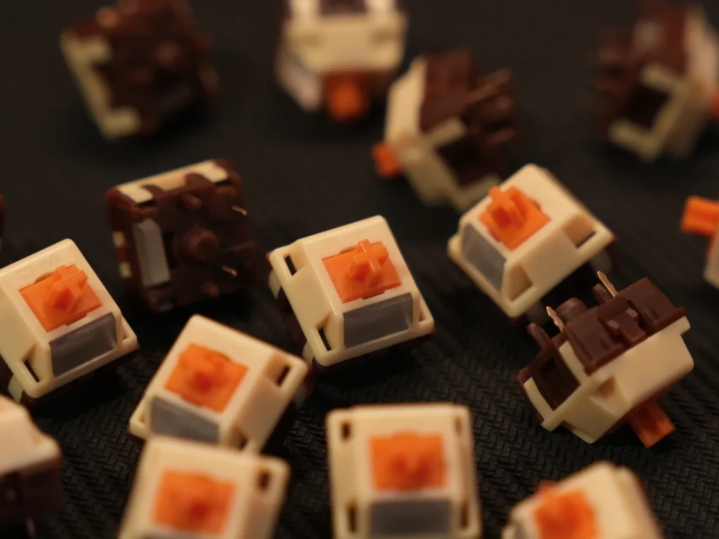 Minikeys × HMX Puppy Tactile Switch